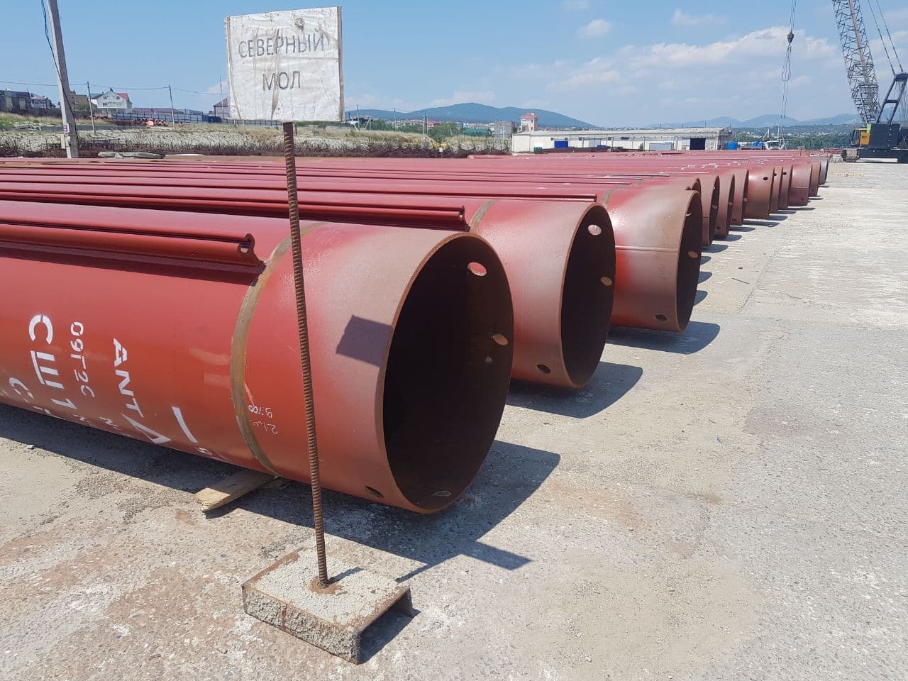 Комплекс береговой и морской инфраструктуры порта в г. Геленджик., Северный мол