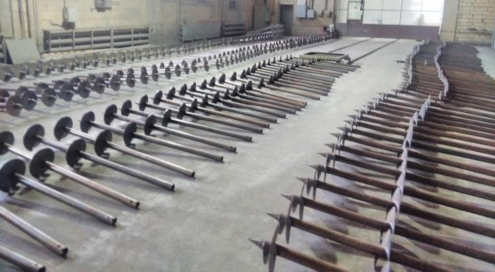 Орская солнечная электростанция им. А.А.Влазнева, двухлопастные винтовые сваи